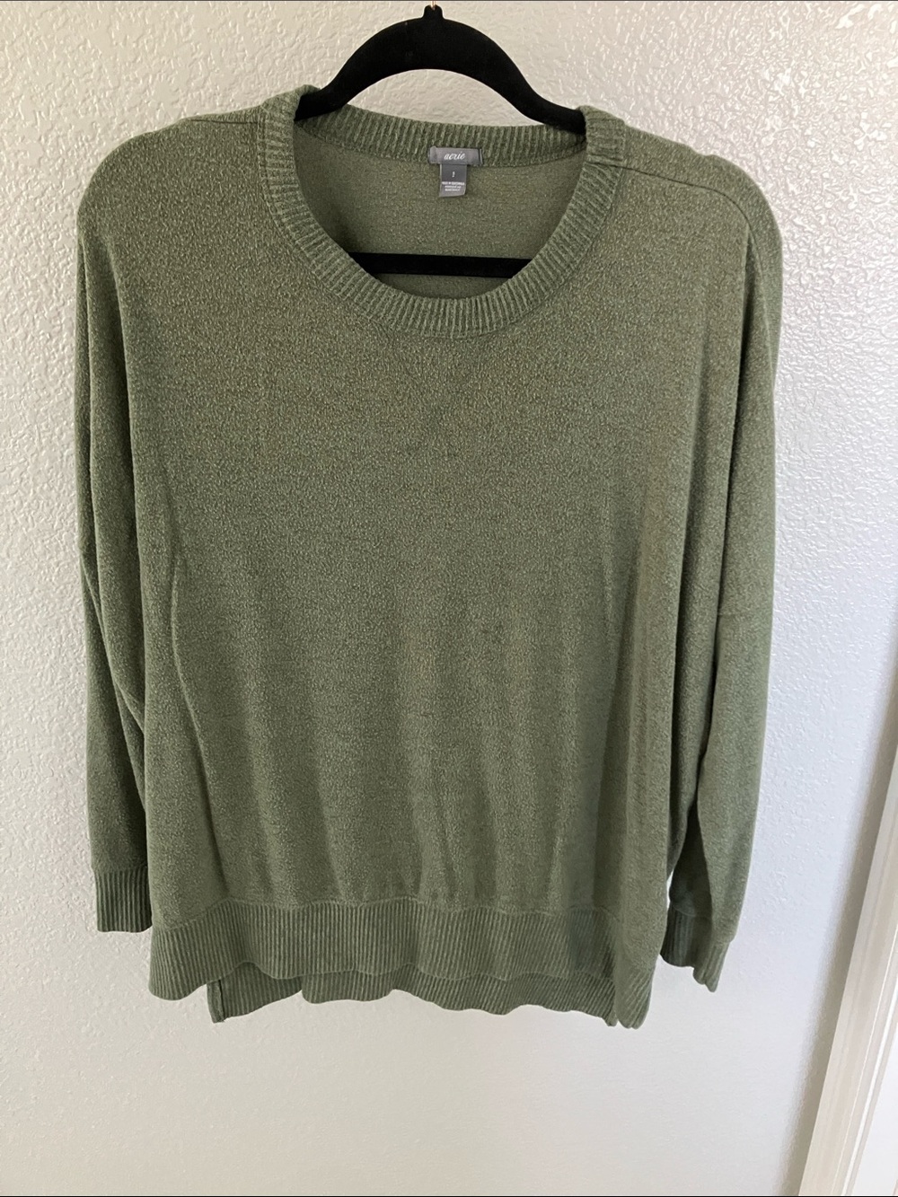 aerie green crewneck sweater size S